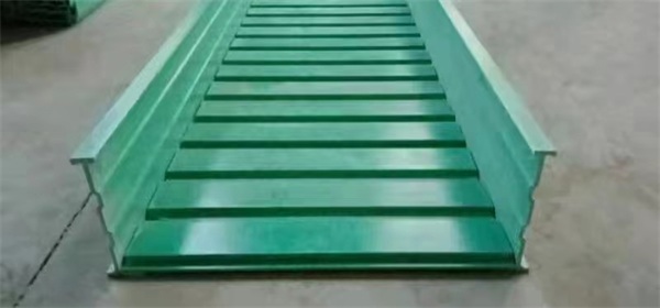 玻璃鋼電纜橋架